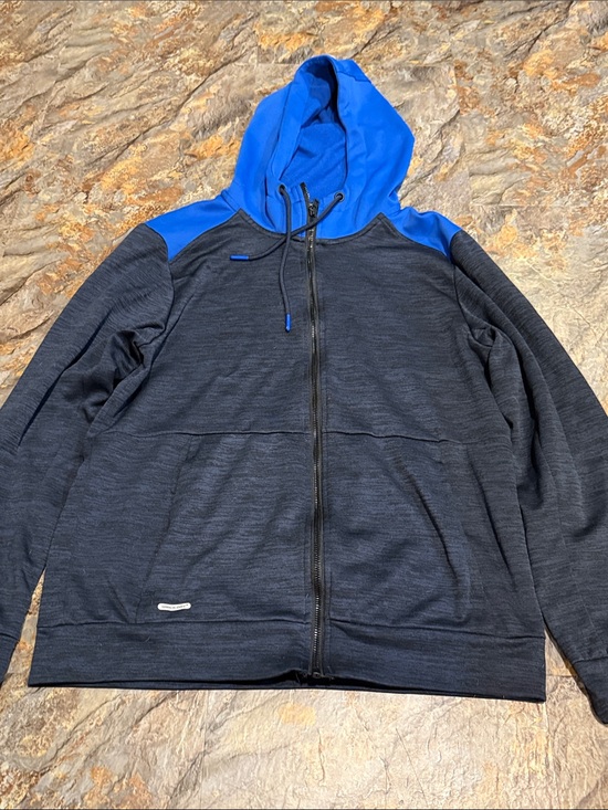 Other - Men’s size small zip up hoodie